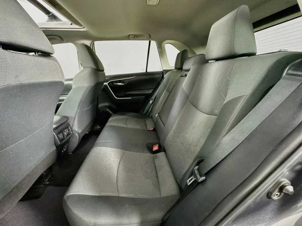 Used 2020 Gray Toyota XLE image 29