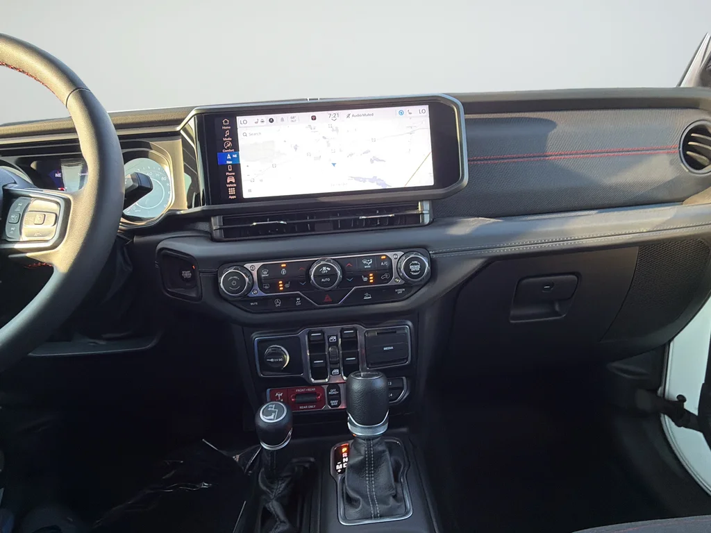 Used 2024 White Jeep Rubicon image 38