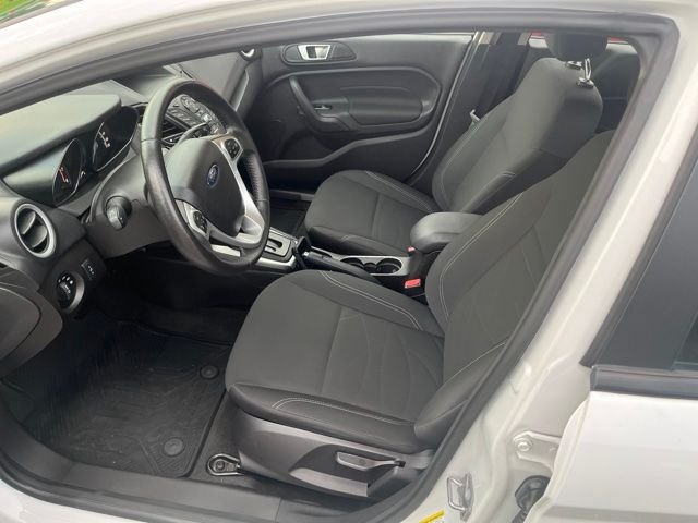 Used 2016 White Ford SE image 10