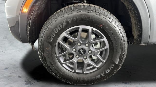 New 2026 Carbonized Gray Metallic Ford XLT image 73