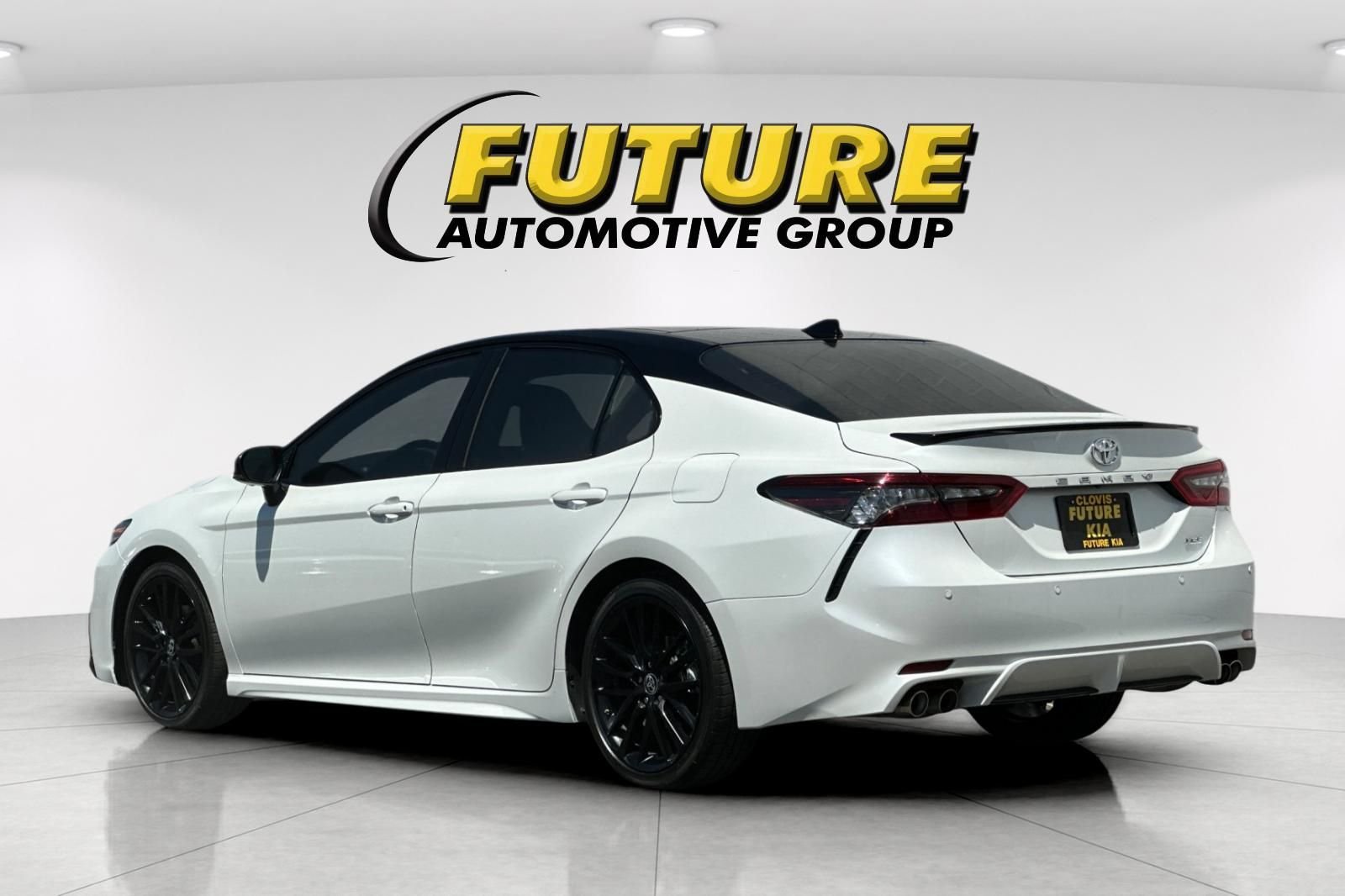 Used 2021 Beige Toyota XSE V6 image 6