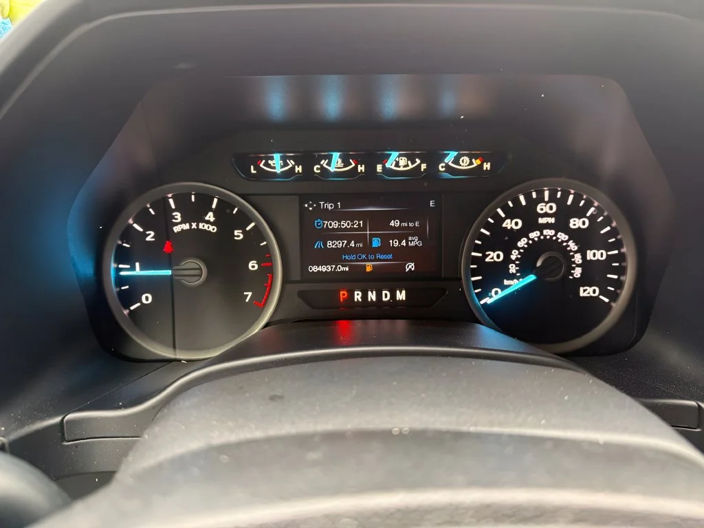 Used 2020  Ford XL image 5