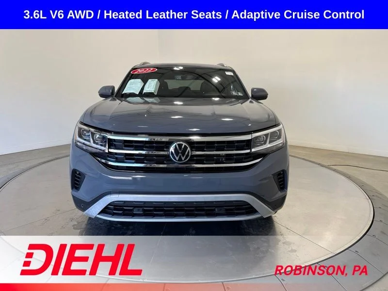 Used 2022 Gray Volkswagen 3.6L V6 SE w/Technology image 2