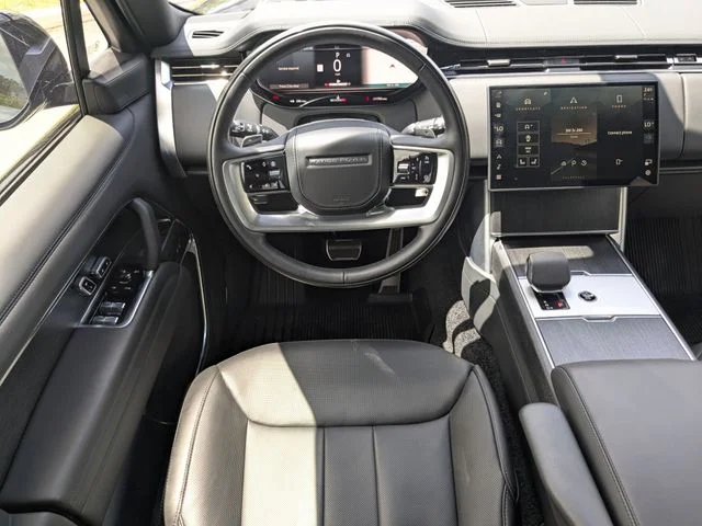 Used 2025 Black Land Rover SE image 15