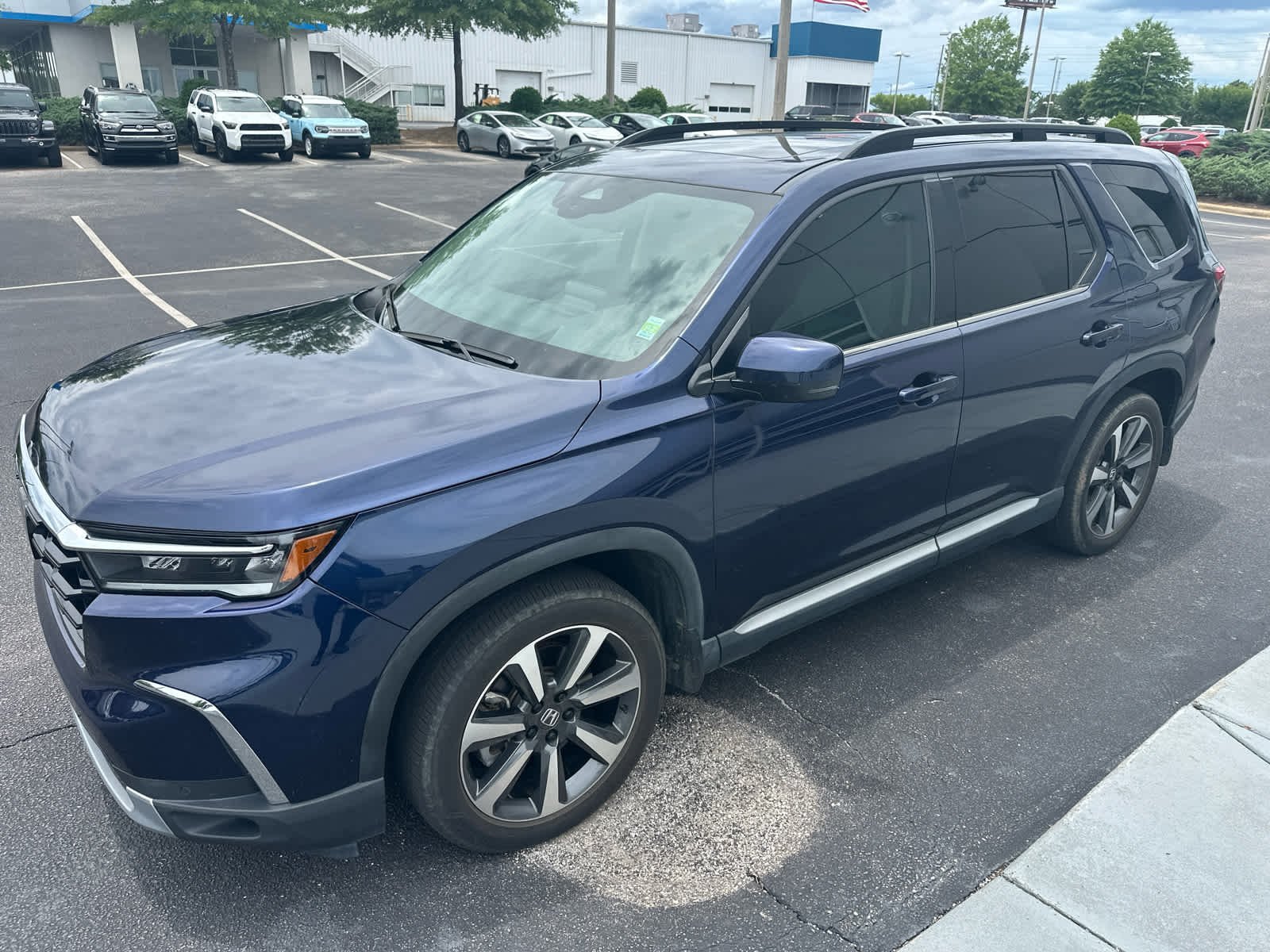 2024 Honda Pilot Elite AWD's photo
