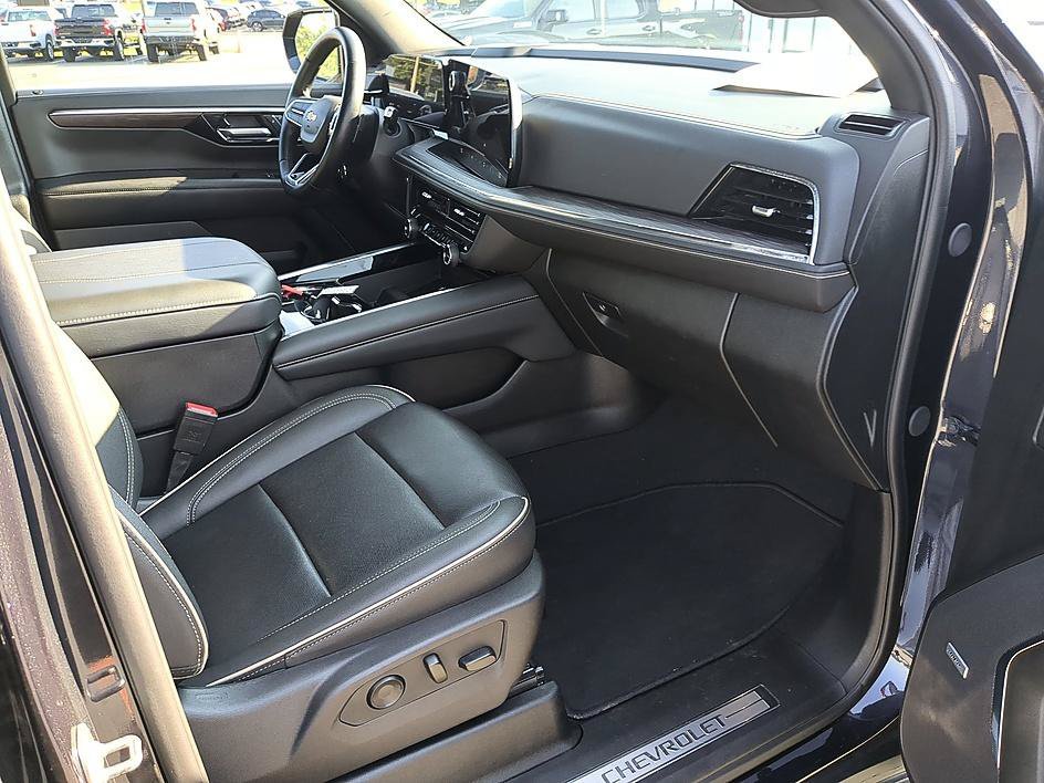 Certified Used 2025 Dark Ash Metallic Chevrolet Premier image 37