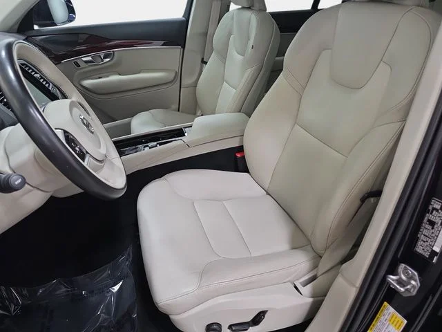 Used 2019 Magic Blue Metallic Volvo T5 Momentum image 13