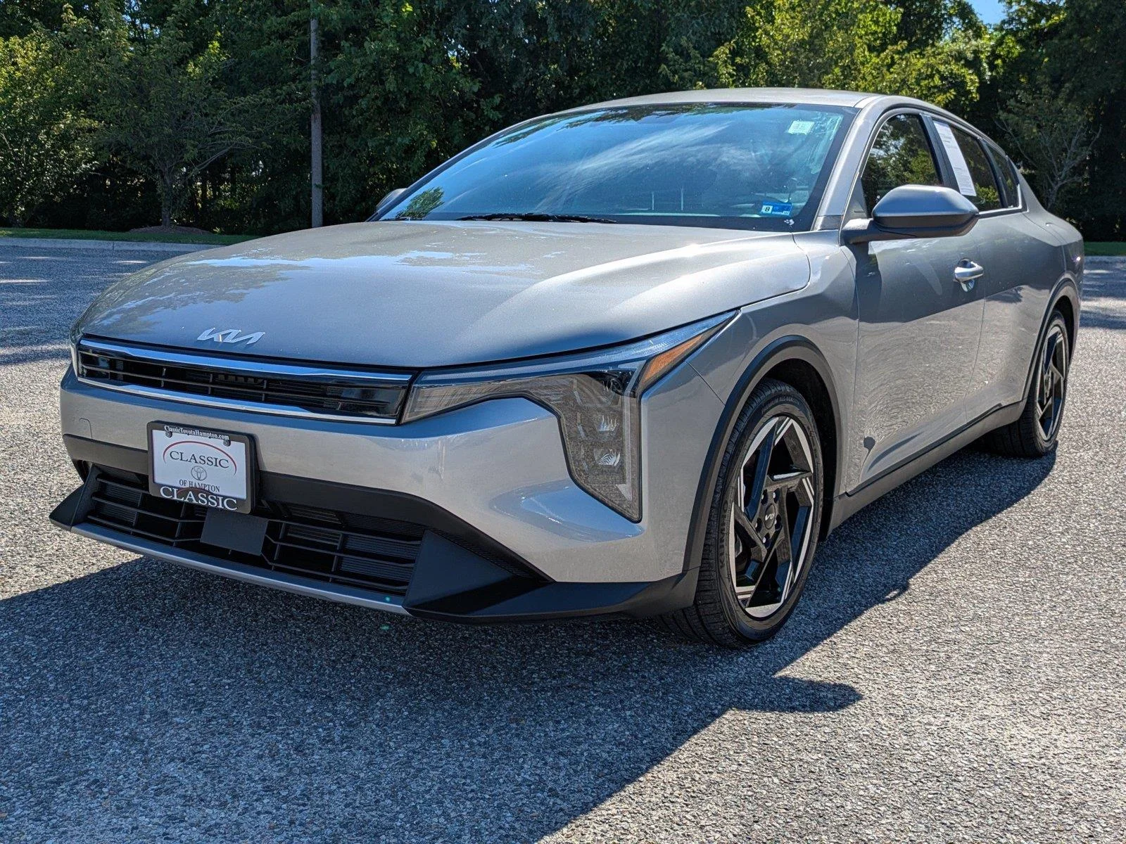 Used 2025 Steel Gray Kia EX image 8