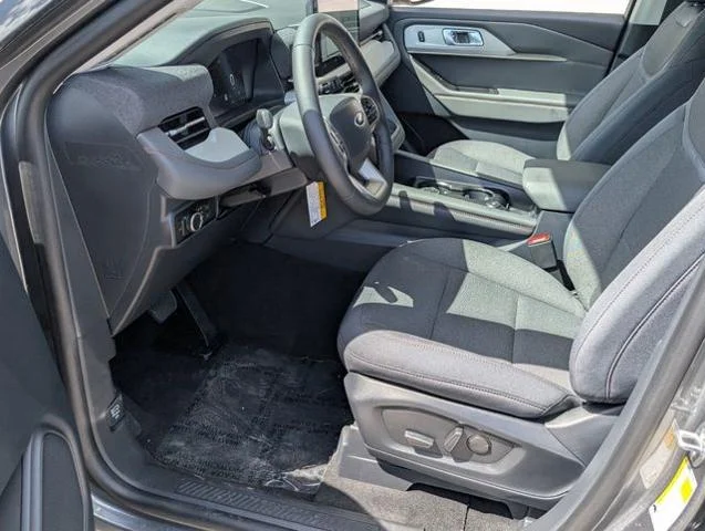 New 2026 Carbonized Gray Metallic Ford Active image 16