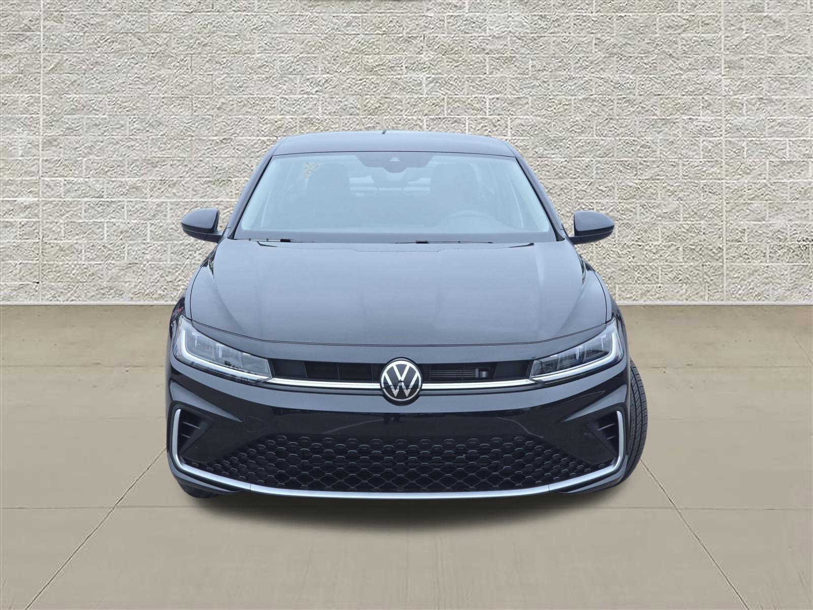 3VW5W7BU8TM031038