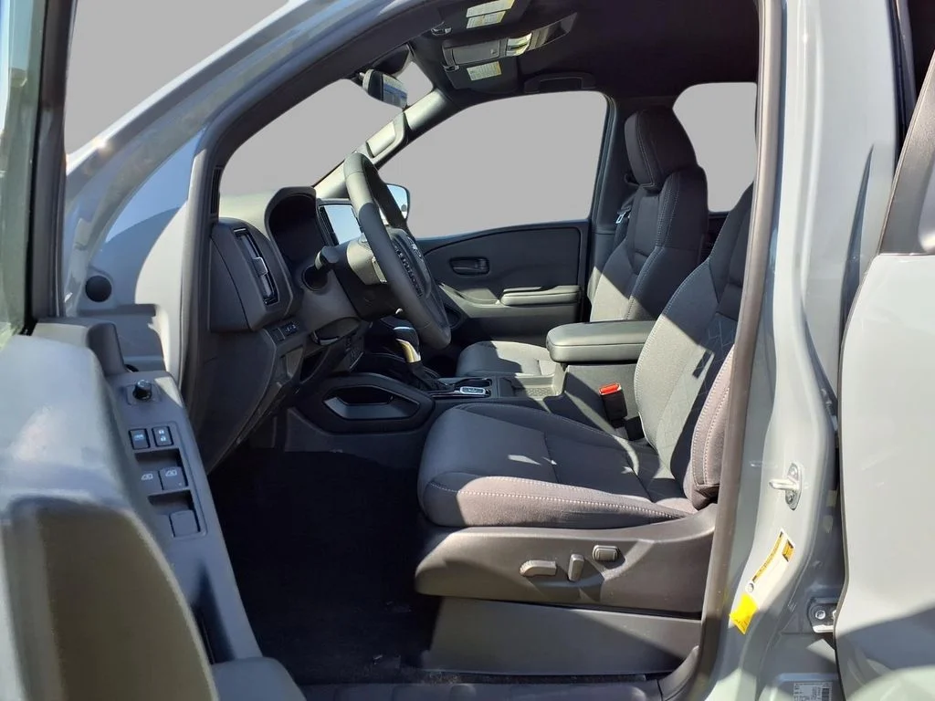2026 Nissan Frontier SV - Photo 22