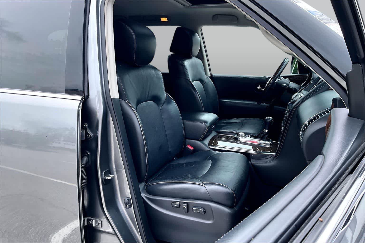 Used 2015 Graphite Shadow INFINITI  image 9