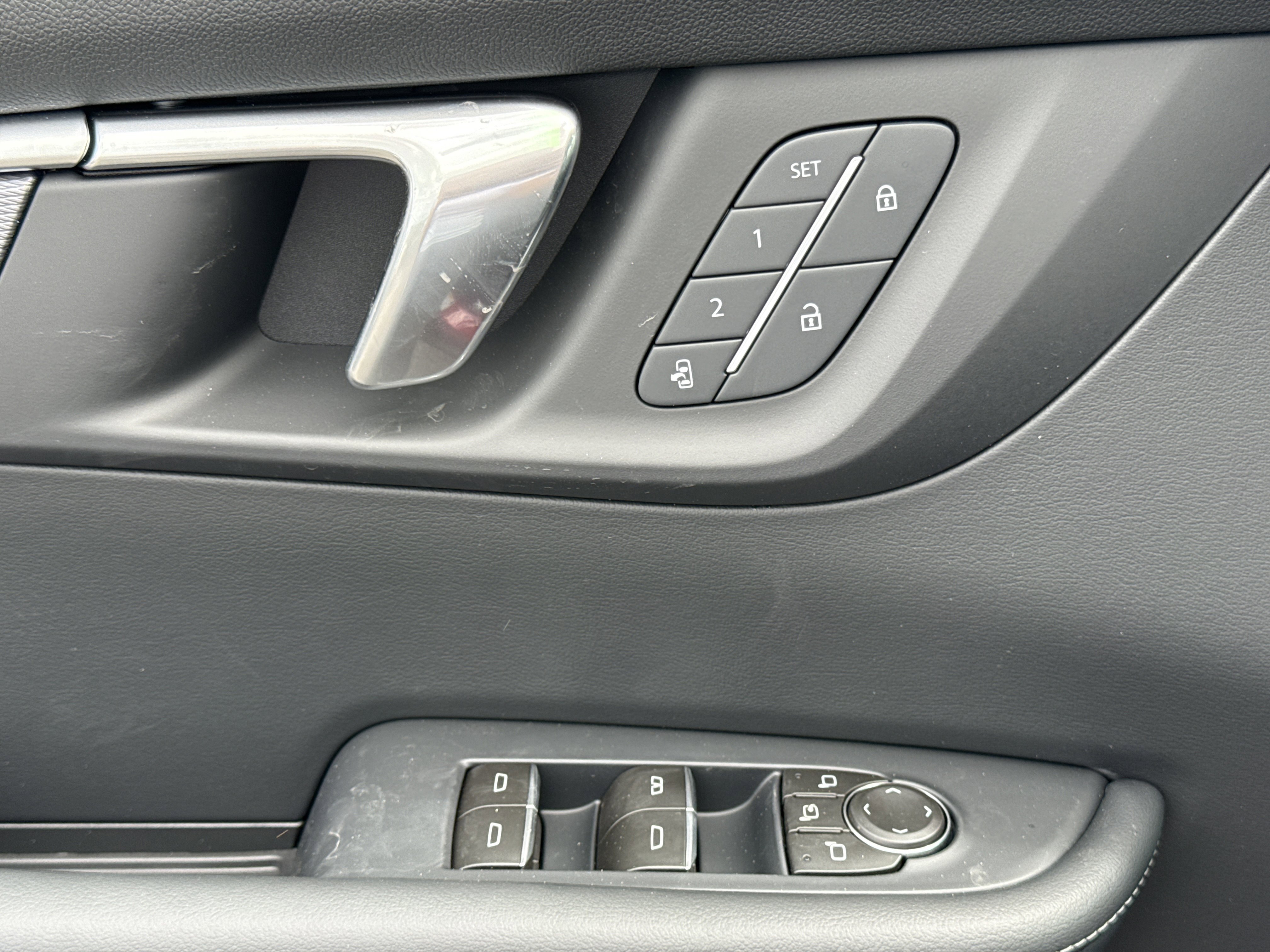2026 Buick Enclave Sport Touring - Photo 16