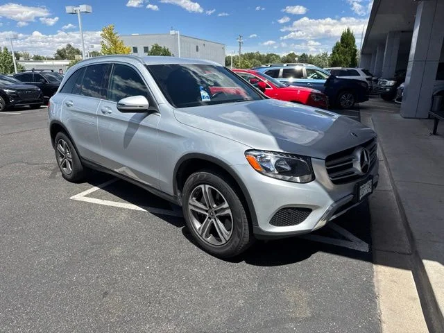 Used 2019 White Mercedes-Benz GLC 300 image 2