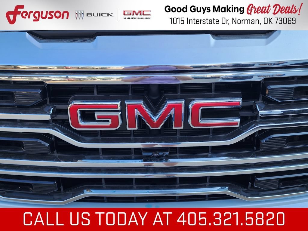 2026 GMC Sierra 1500 SLT - Photo 10