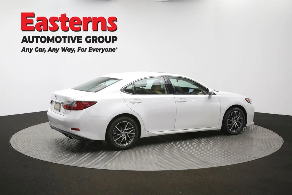 Used 2017 White Lexus 350 image 47