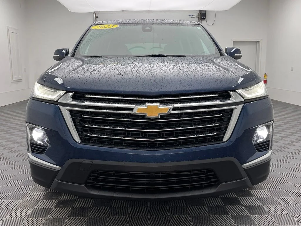 Used 2023 Northsky Blue Metallic Chevrolet LT Cloth image 14