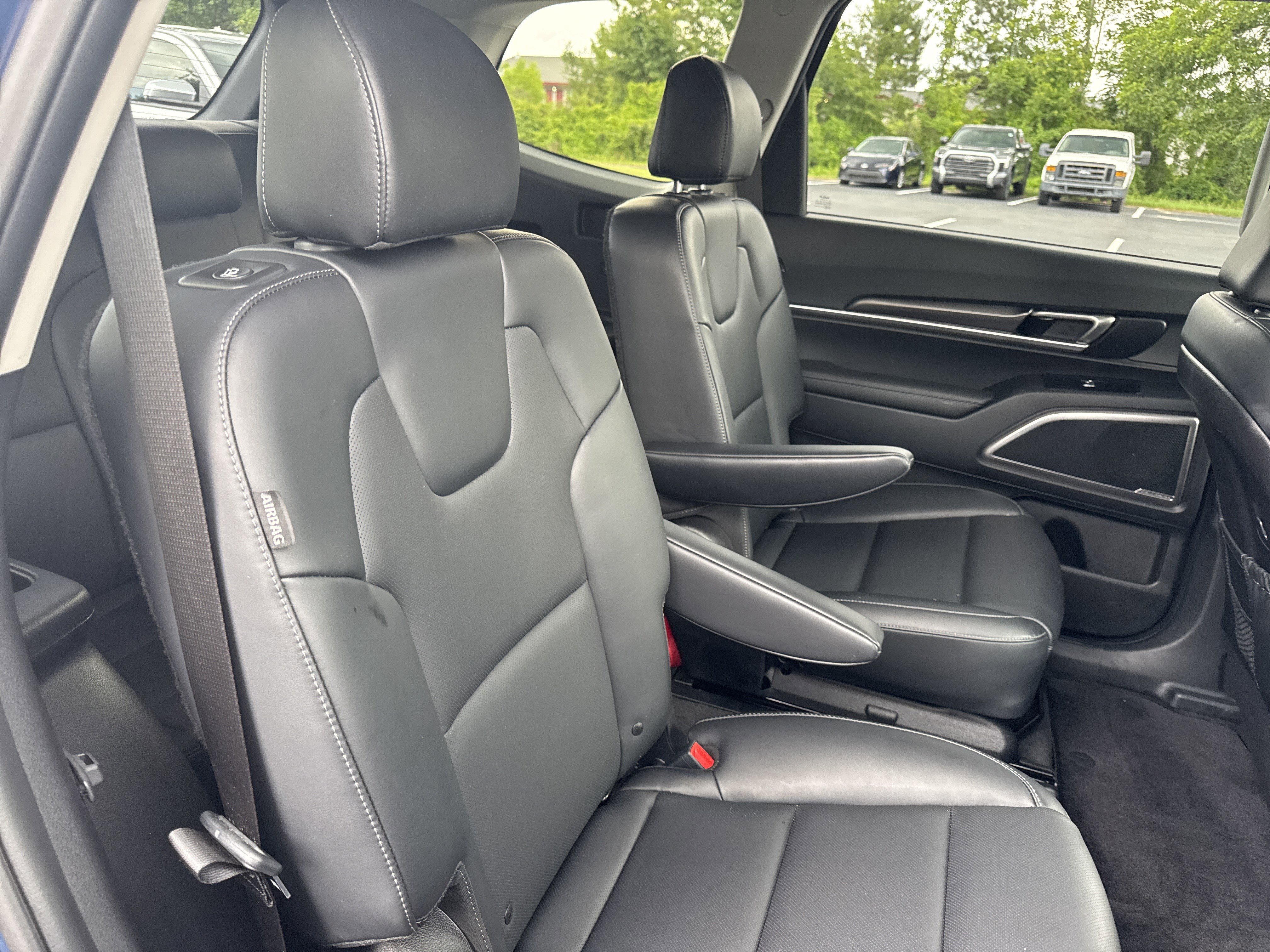 Used 2025 Midnight Lake Blue Kia S image 34