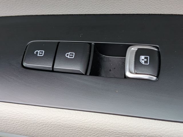 Certified Used 2024 Black Kia S image 41