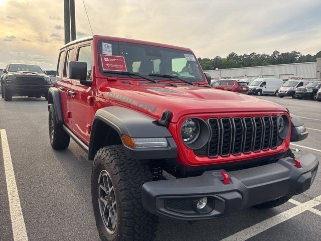 Used 2025 Firecracker Red Clearcoat Jeep Rubicon image 17