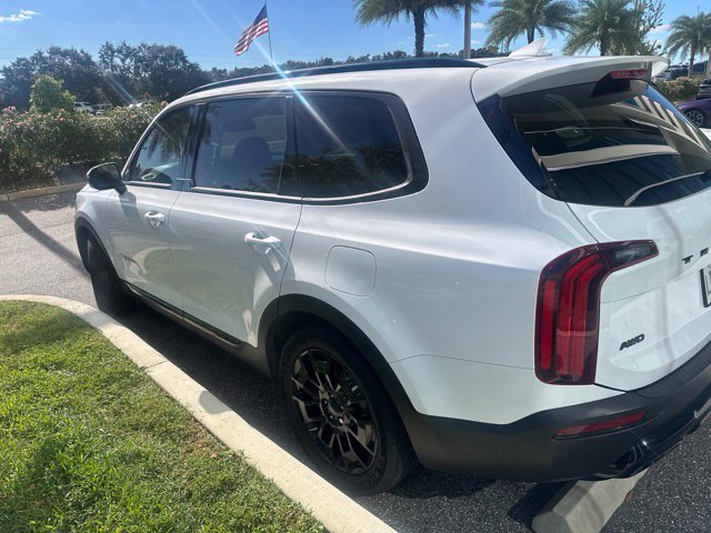 Used 2021 White Pearl Kia SX image 4