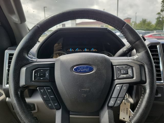 Used 2016 White Ford XL image 11