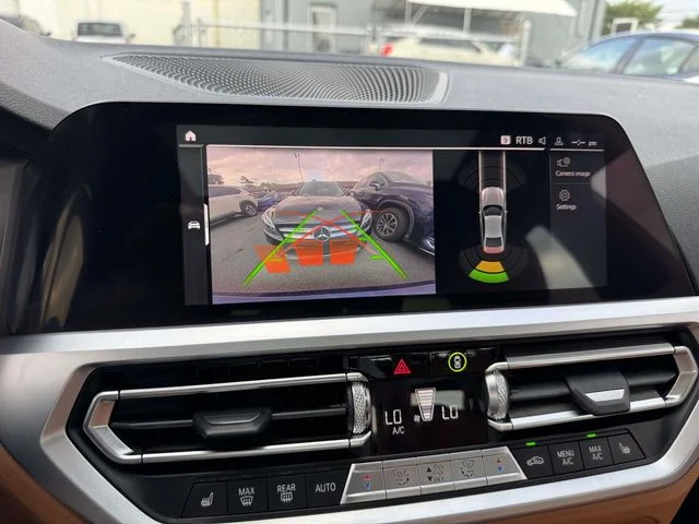 Used 2019 Blue BMW 330i xDrive image 37