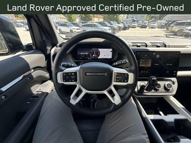 Certified Used 2026 Santorini Black Land Rover X-Dynamic SE image 14