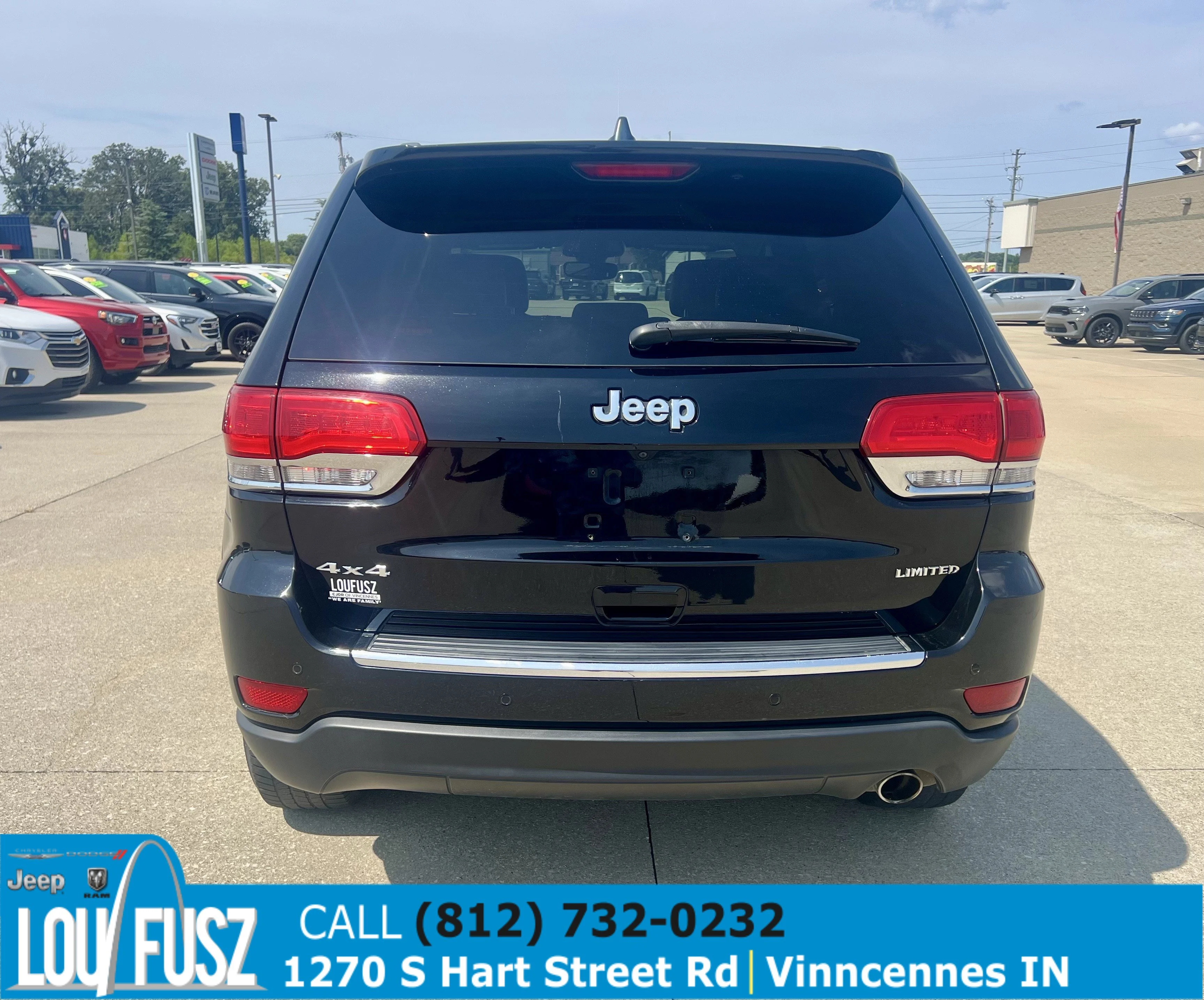 Used 2018 Diamond Black Crystal Pearlcoat Jeep Limited image 6