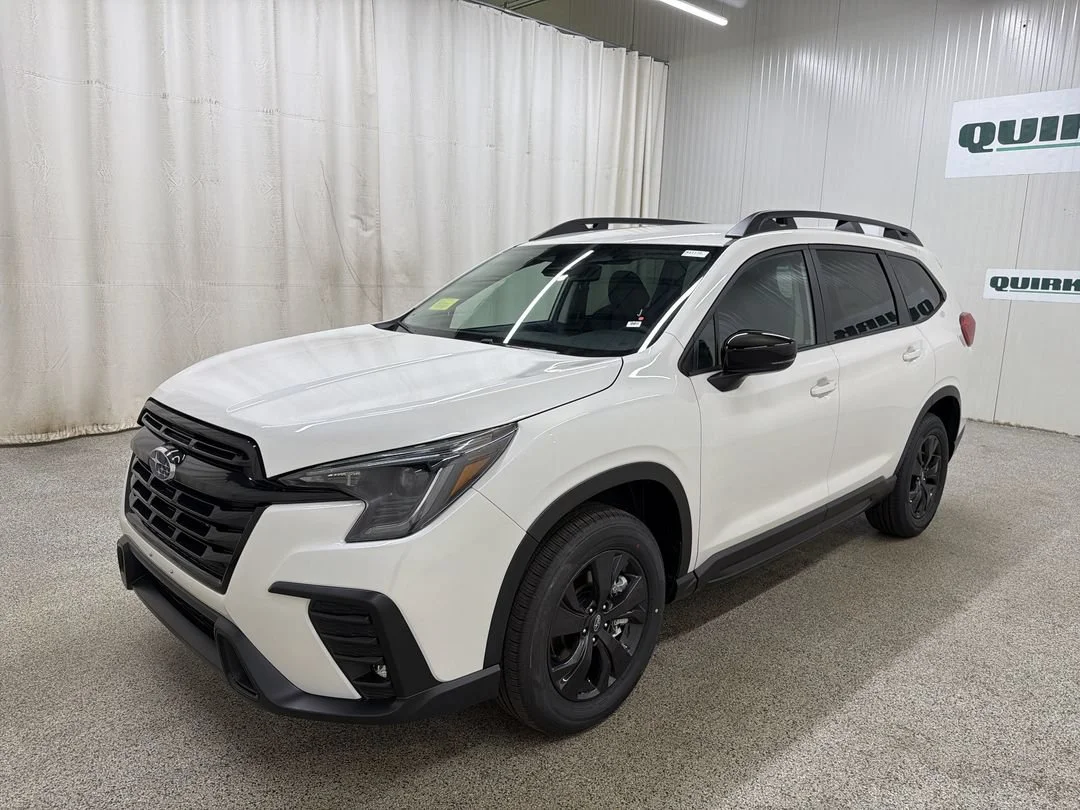 New 2026 Crystal White Pearl Subaru Premium image 4