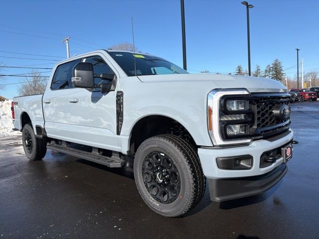 2026 Ford Super Duty F-350® Lariat®