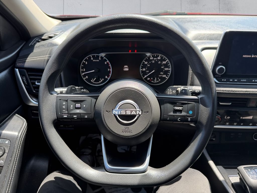 Used 2024 Red Nissan SV image 9