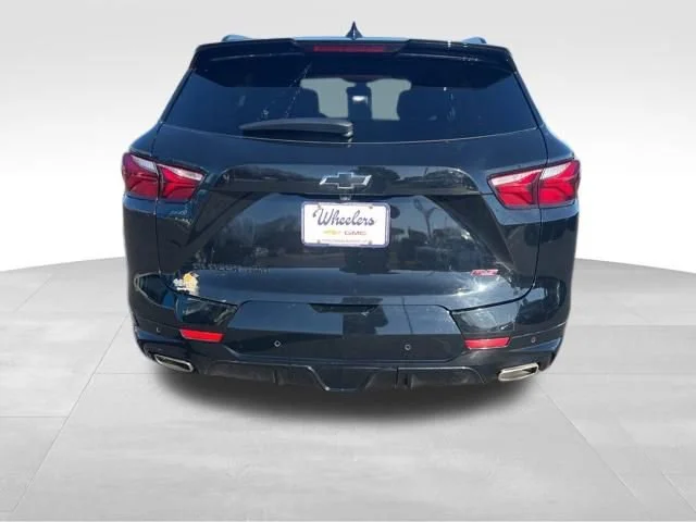 Used 2022 Black Chevrolet RS image 7