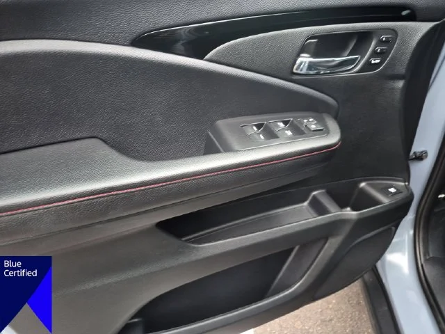 Used 2025  Honda Black Edition image 12