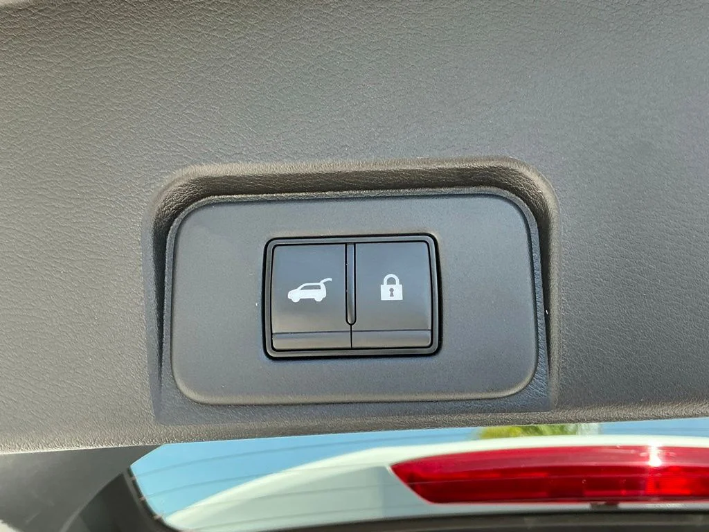 Used 2024 White Nissan SV image 17