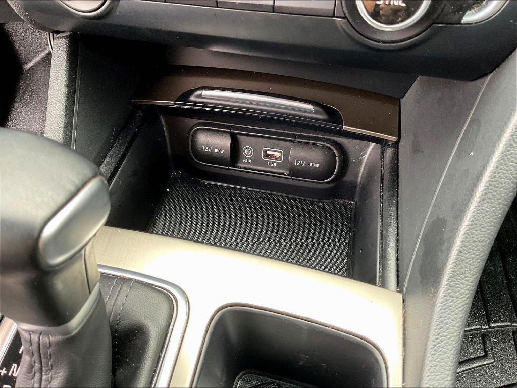 Used 2019 Blue Kia SX image 18