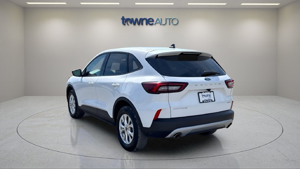 Used 2025 White Ford Active image 4