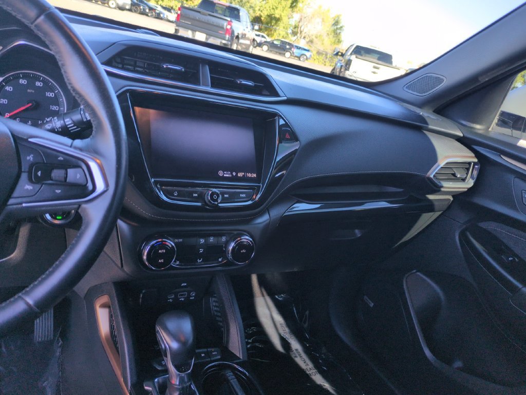 Used 2021 SUMMIT WHITE Chevrolet ACTIV image 17