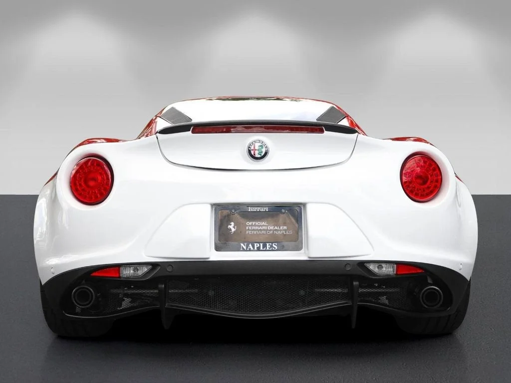 Used 2017 White Alfa Romeo Base image 4