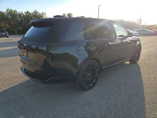 Certified Used 2024 Black Land Rover SE image 5
