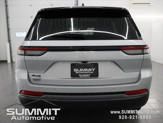 New 2026 Silver Zynith Jeep Limited image 28
