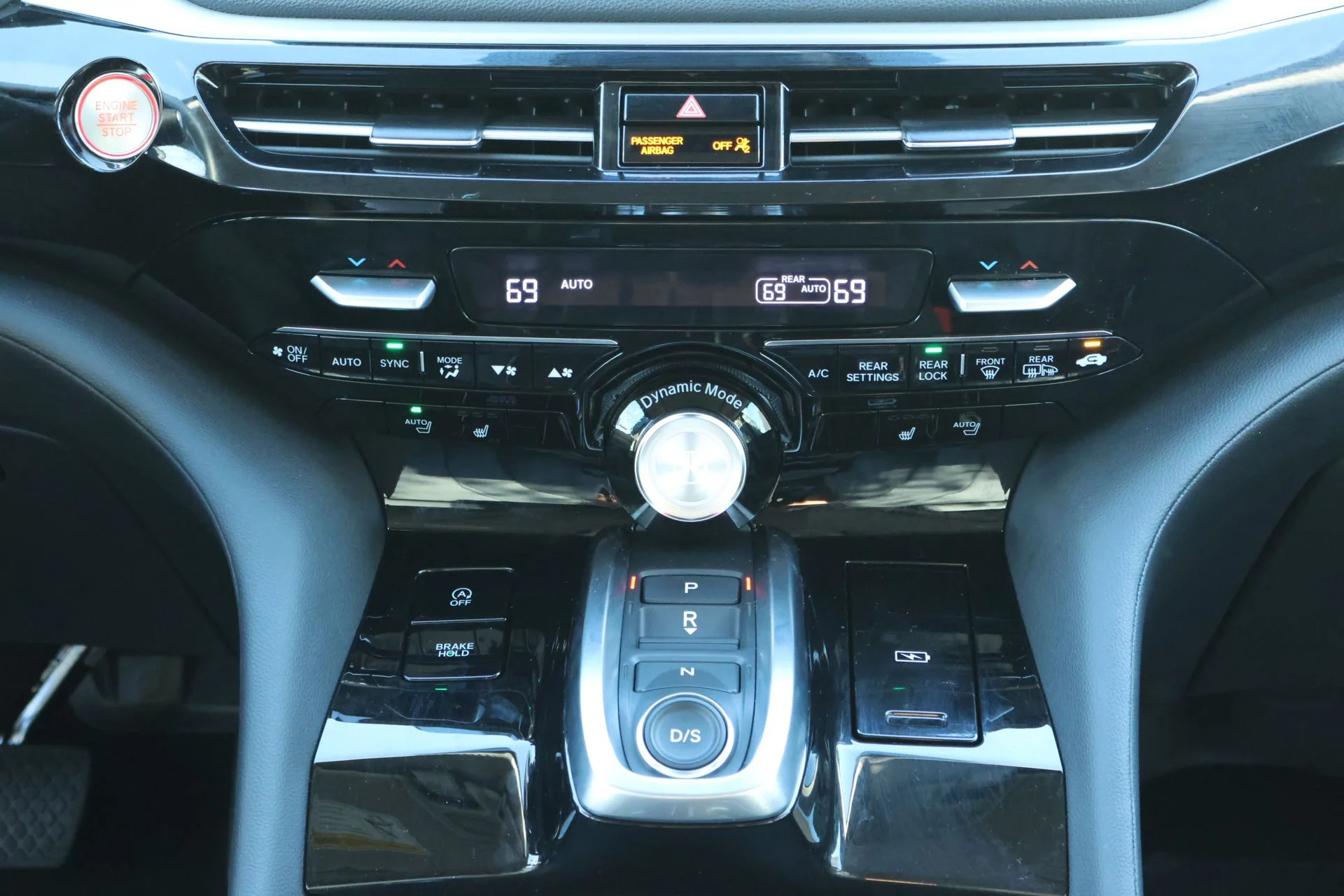 Certified Used 2026 Majestic Black Pearl Acura SH-AWD image 15