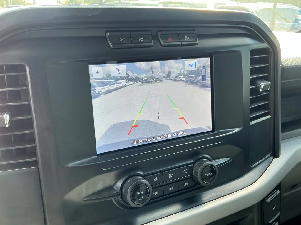Used 2022 White Ford XL image 36