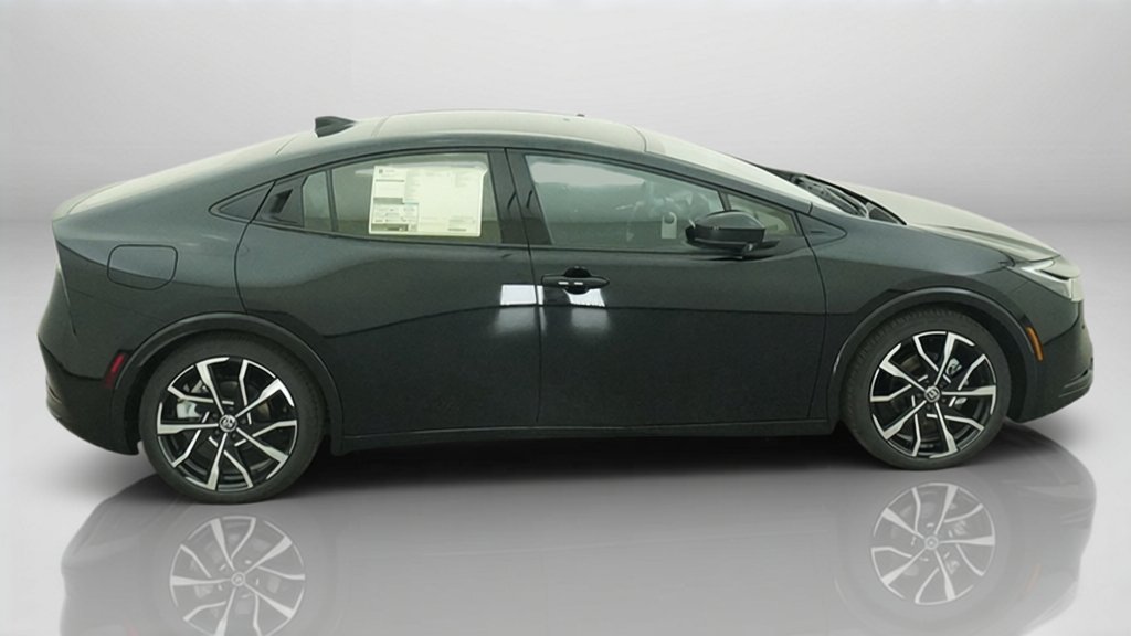 New 2026 Midnight Black Metallic Toyota XSE Premium image 18