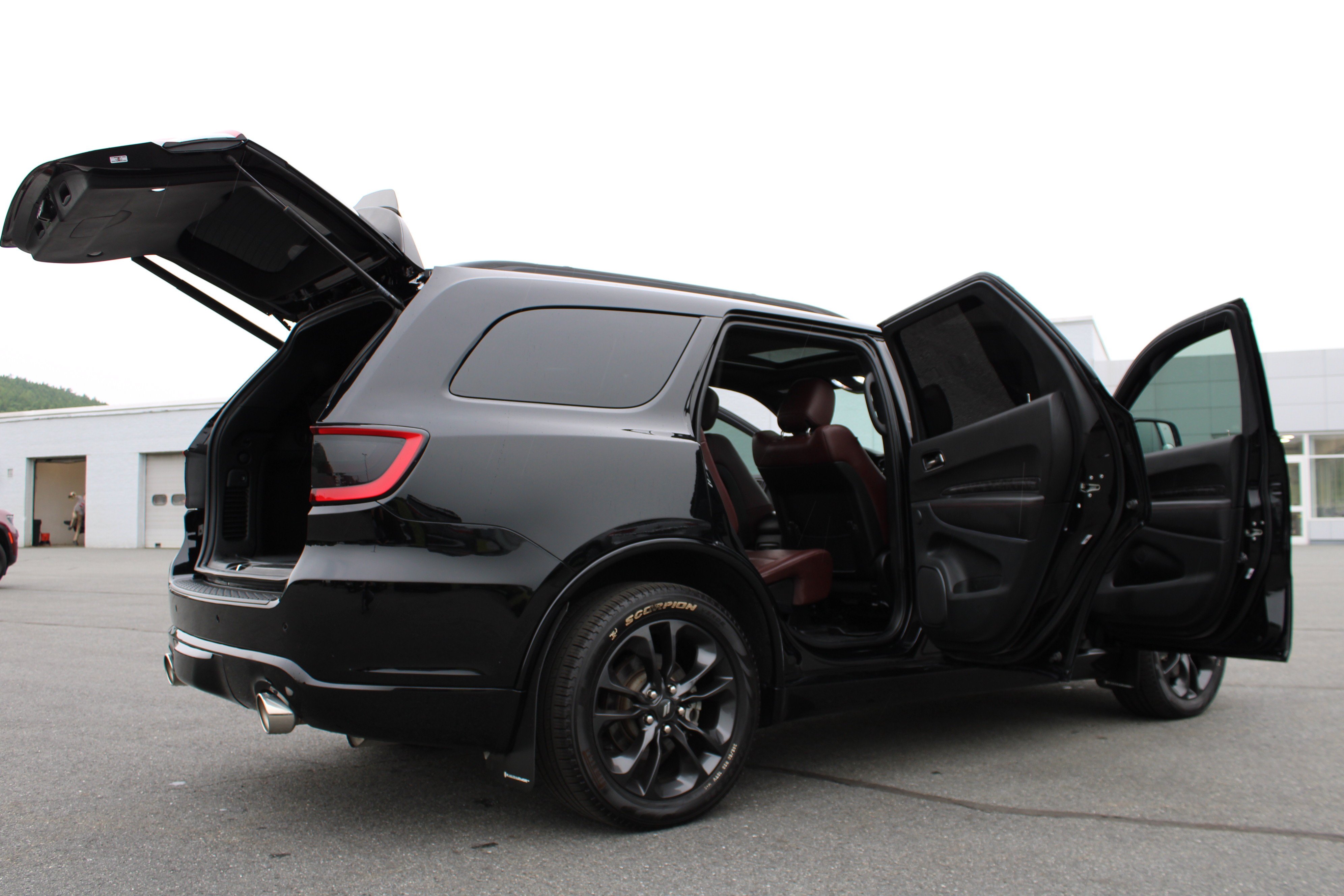 Used 2023 DB Black Clearcoat Dodge R/T Premium image 19