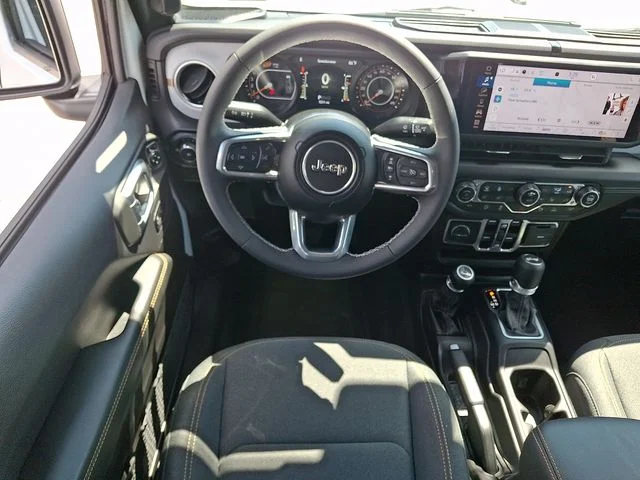 Used 2025 White Jeep Sahara image 11
