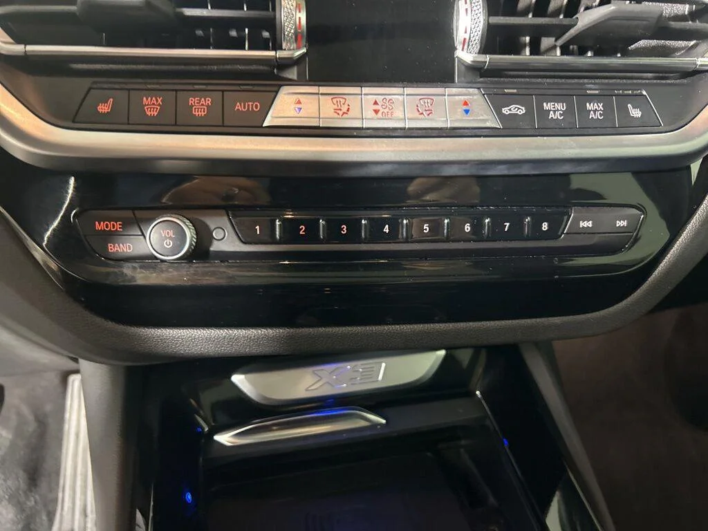 Used 2023 Aventurin Red Metallic BMW xDrive30i image 22