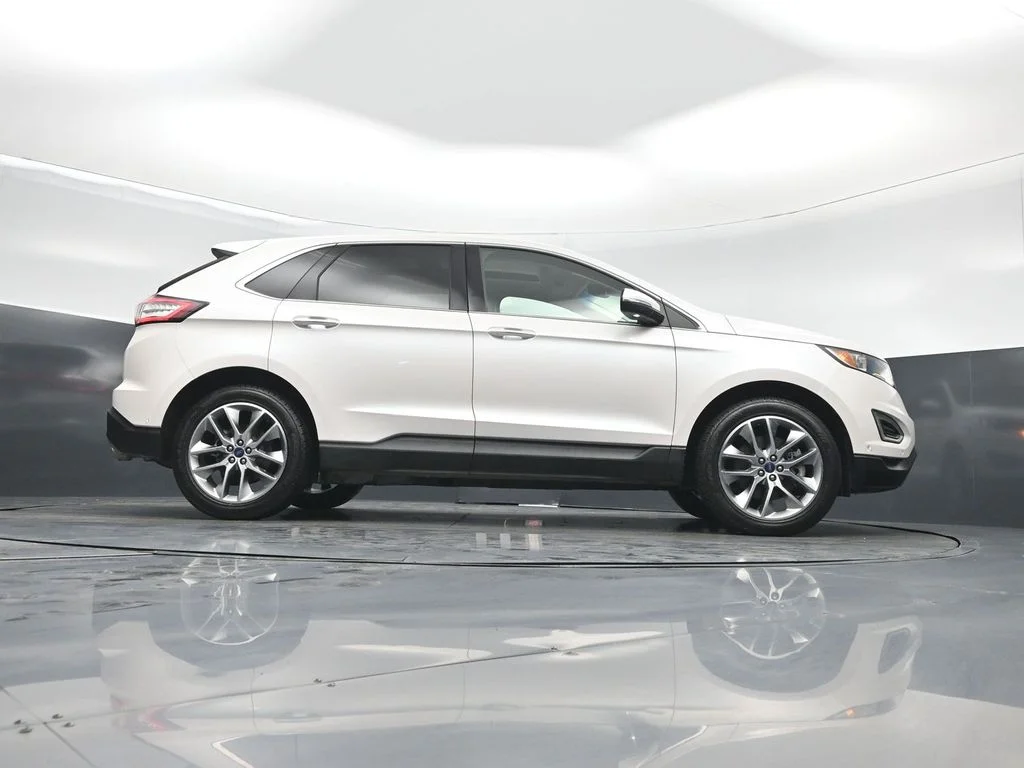 Used 2018 White Ford Titanium image 47
