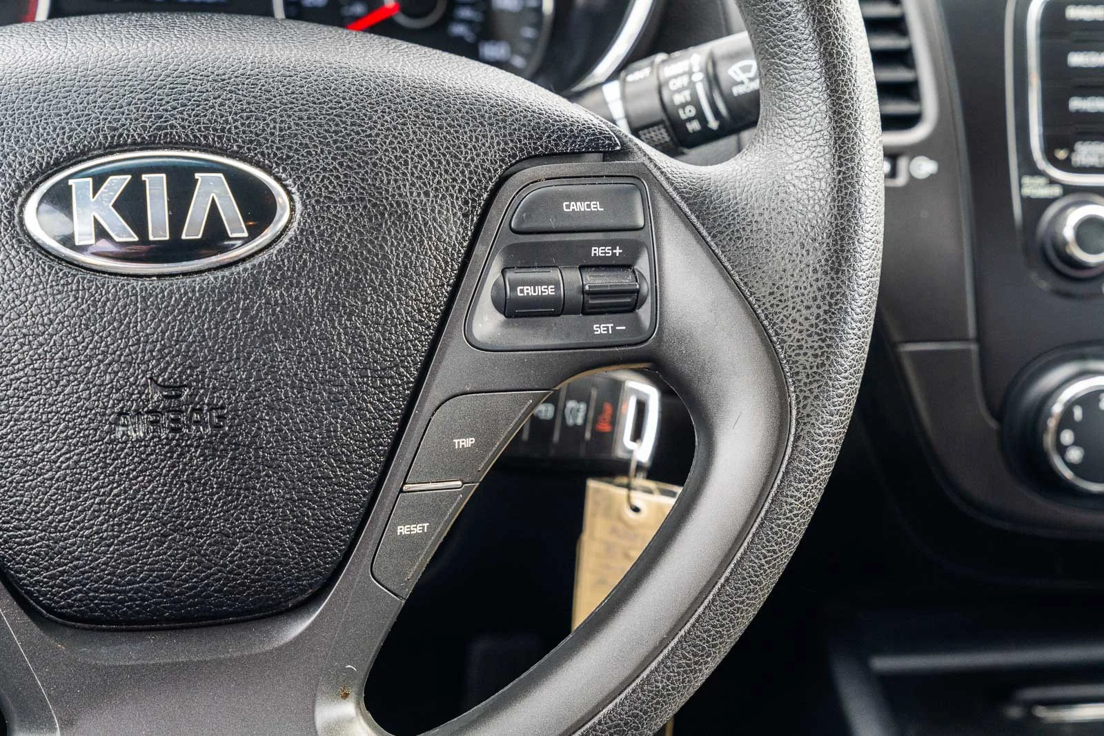 Used 2015  Kia LX image 23