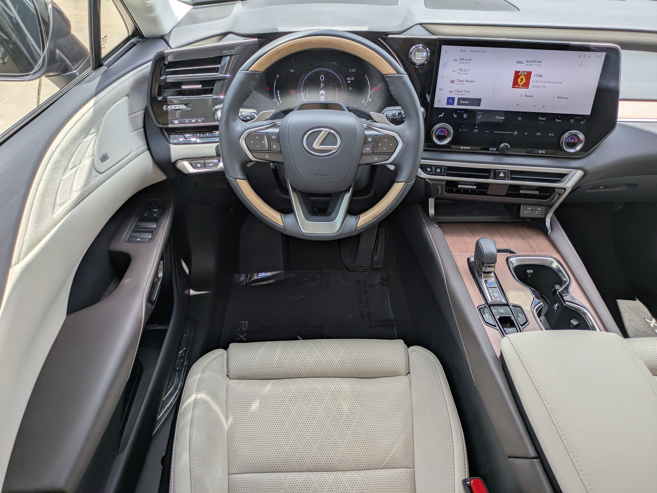 2023 Lexus RX 350 - Photo 15
